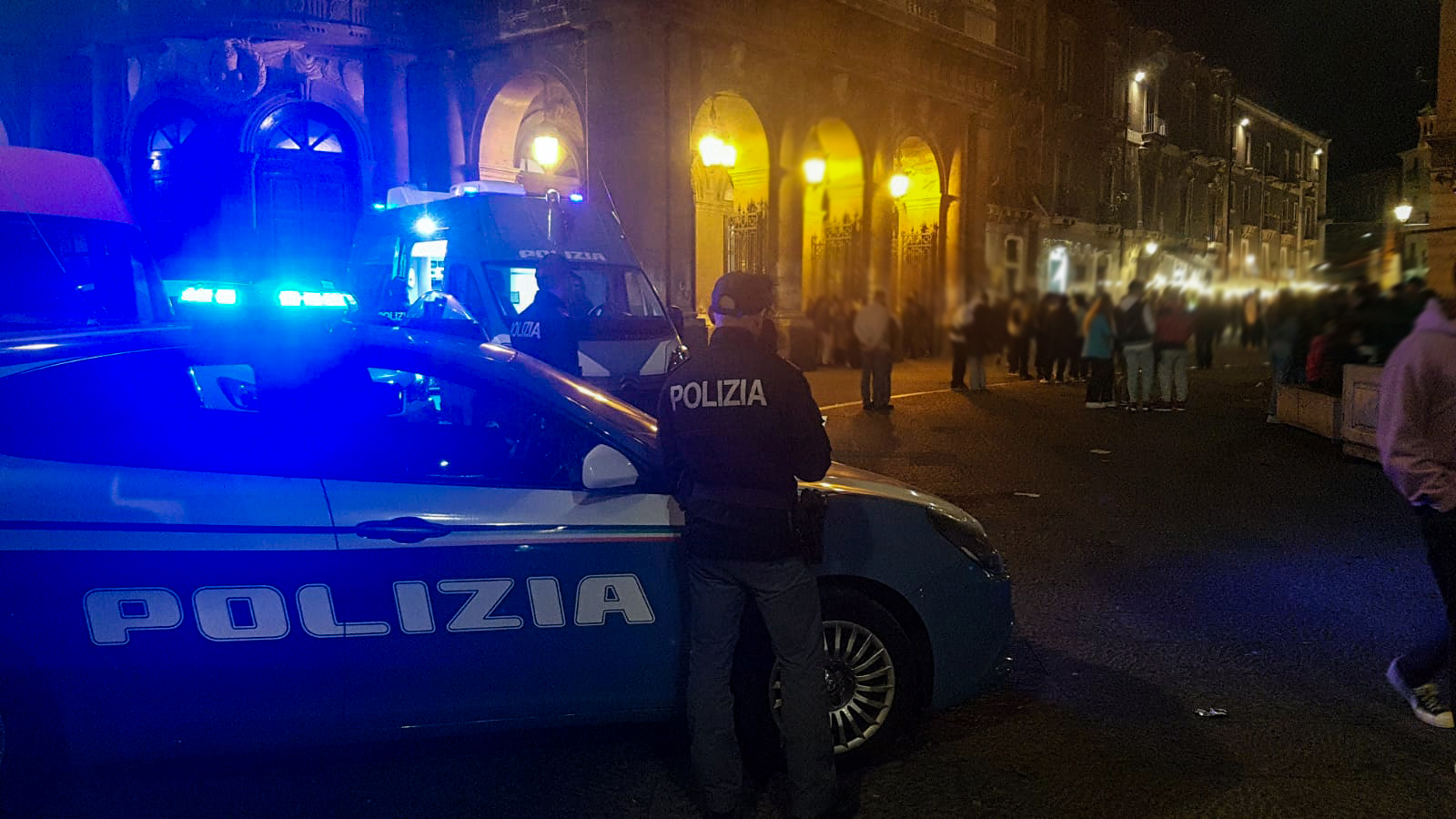 Catania, obiettivo movida sicura: pugno duro contro i parcheggiatori abusivi