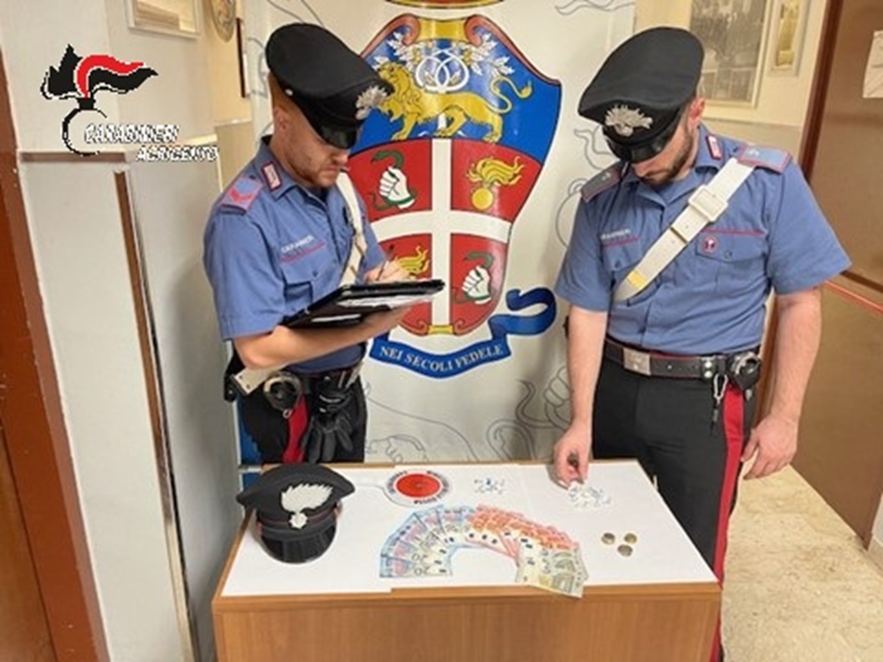 Due arresti per spaccio a Sciacca e Ribera: colpo allo spaccio da parte dei carabinieri