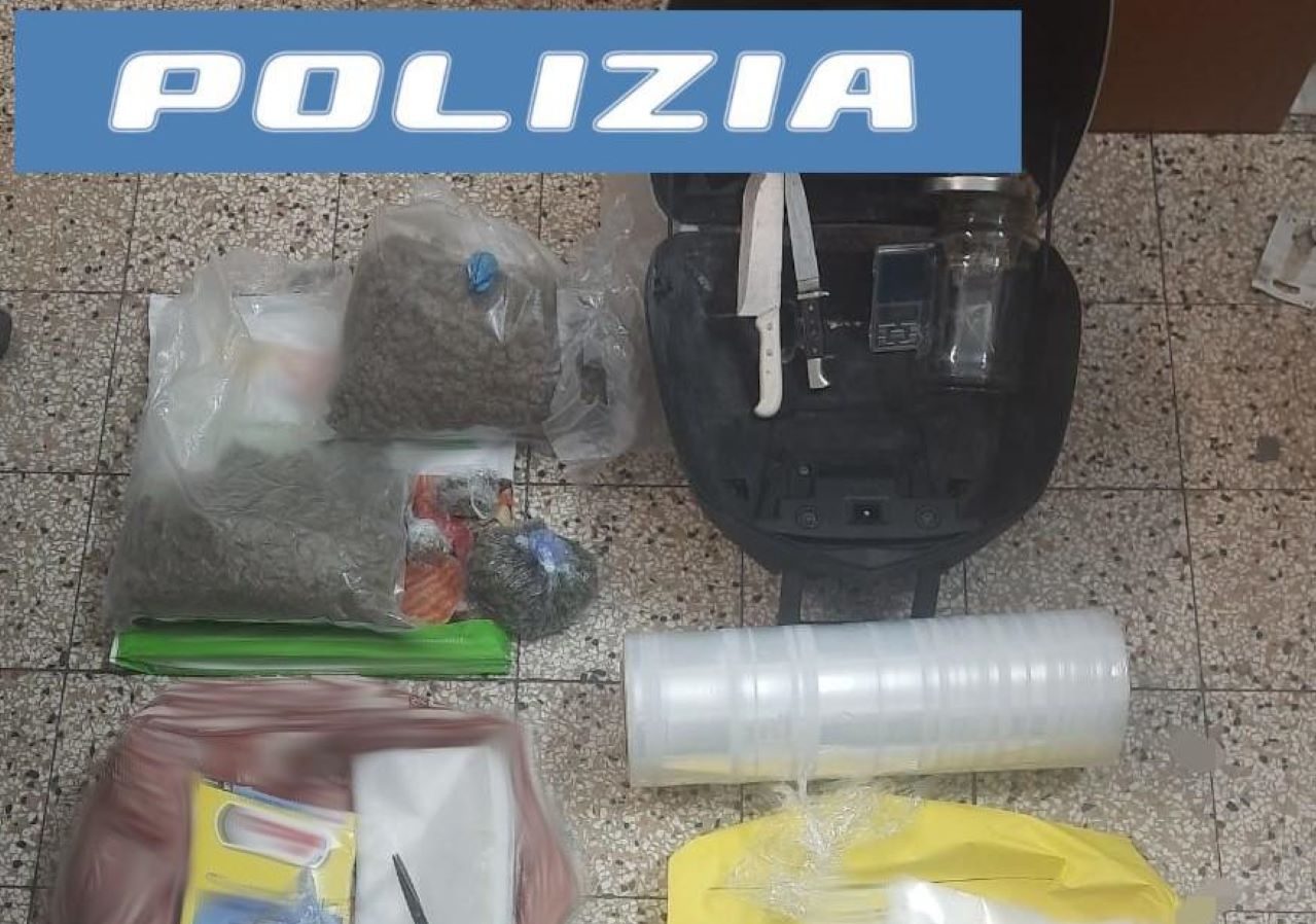 Catania, casa di spaccio a conduzione familiare: 2 arresti