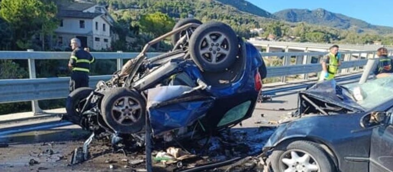 Incidente mortale sulla Palermo-Sciacca, 3 vittime e 3 bambini gravemente feriti