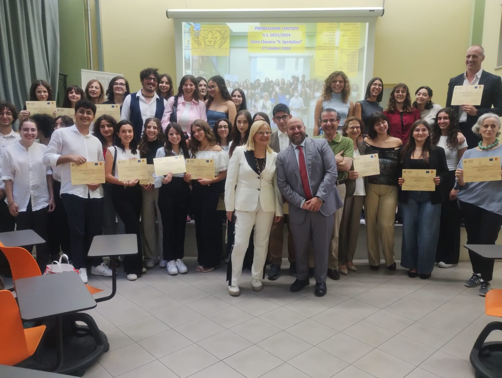 Congratulation Day: premiati i centisti del Liceo “Spedalieri” di Catania – VIDEO INTERVISTA