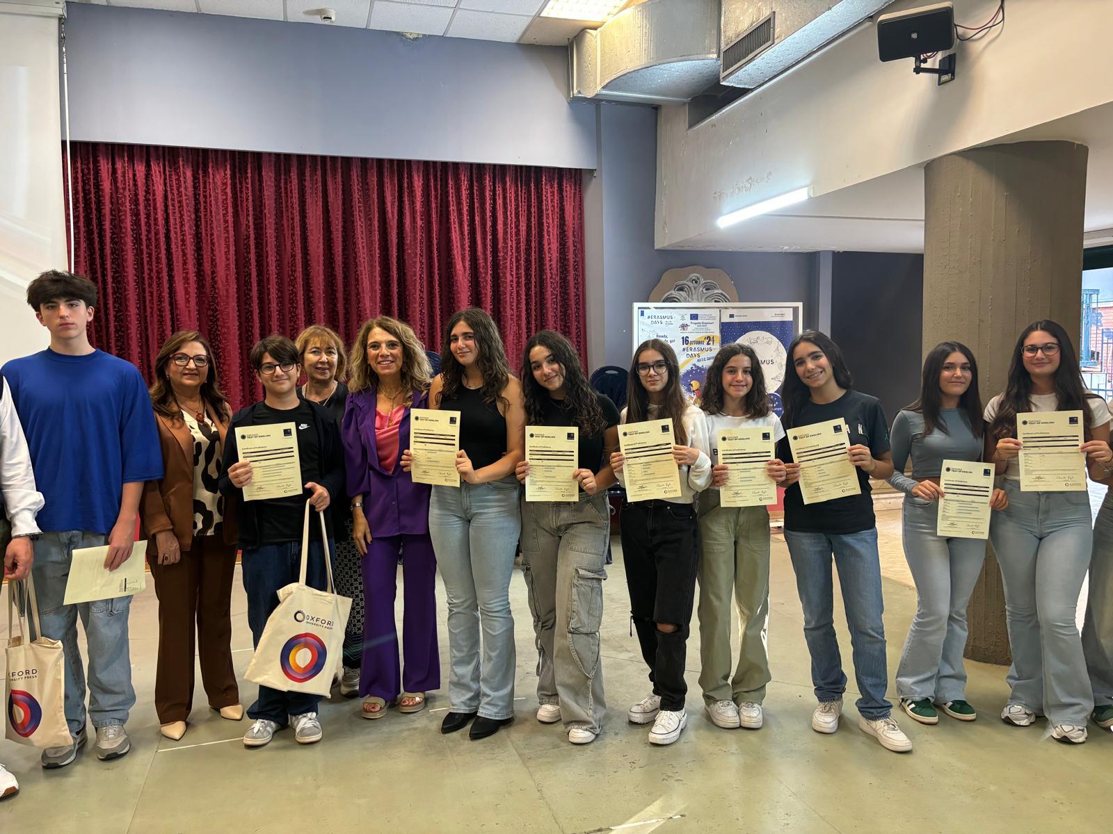 Consegna delle Certificazioni Oxford all’I.C. Cavour di Catania
