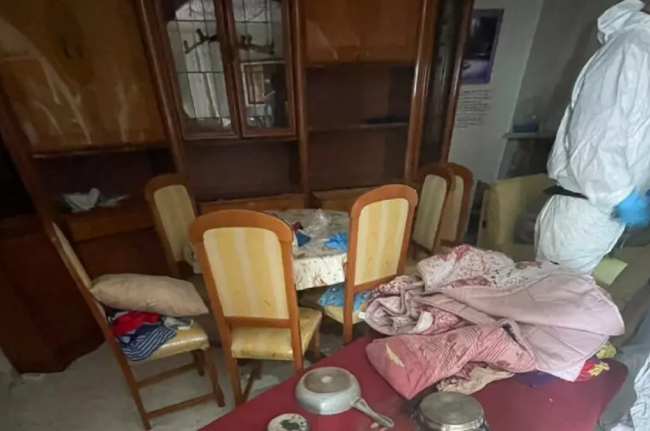 Le foto degli utensili utilizzati nel massacro di Altavilla. Si attende esito perizia di Barreca