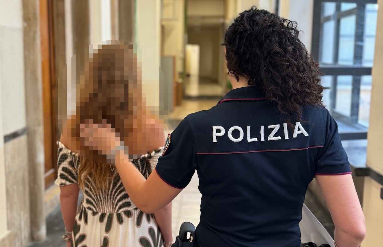 Schiaffi e pugni all’ex compagna, donna vittima di violenza a Catania