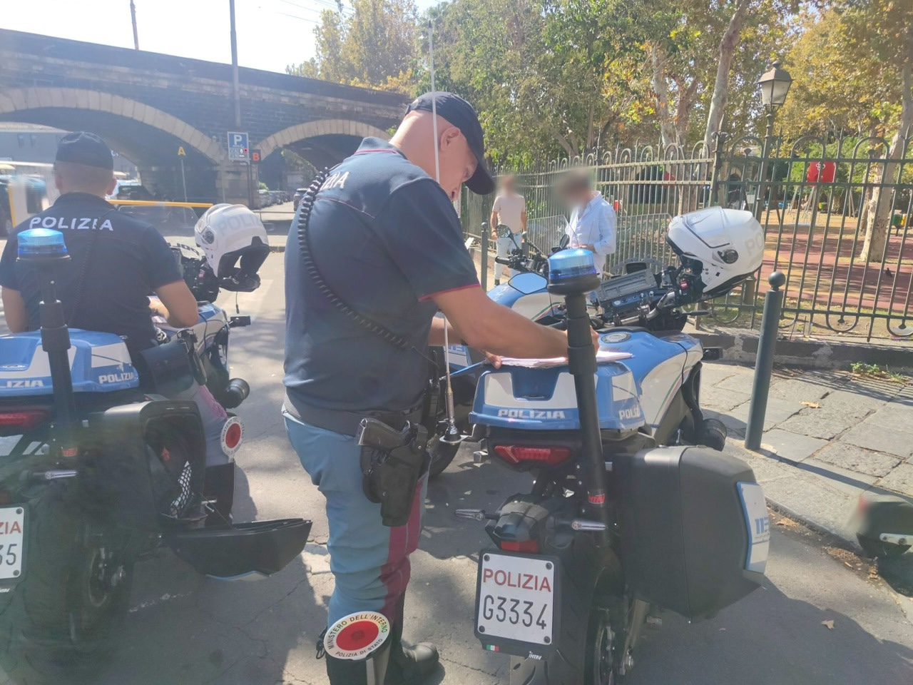 Catania, nuova stretta contro i parcheggiatori abusivi