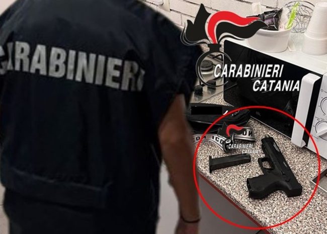 Evade dai domiciliari e viene trovato con una pistola in un B&b: 27enne arrestato a Catania