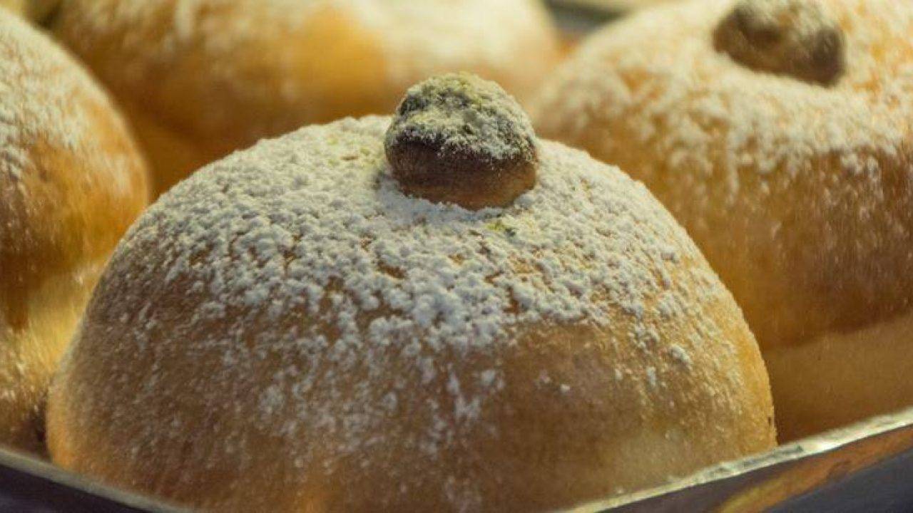 Panzerotti dolci fatti in casa, la ricetta catanese da non perdere