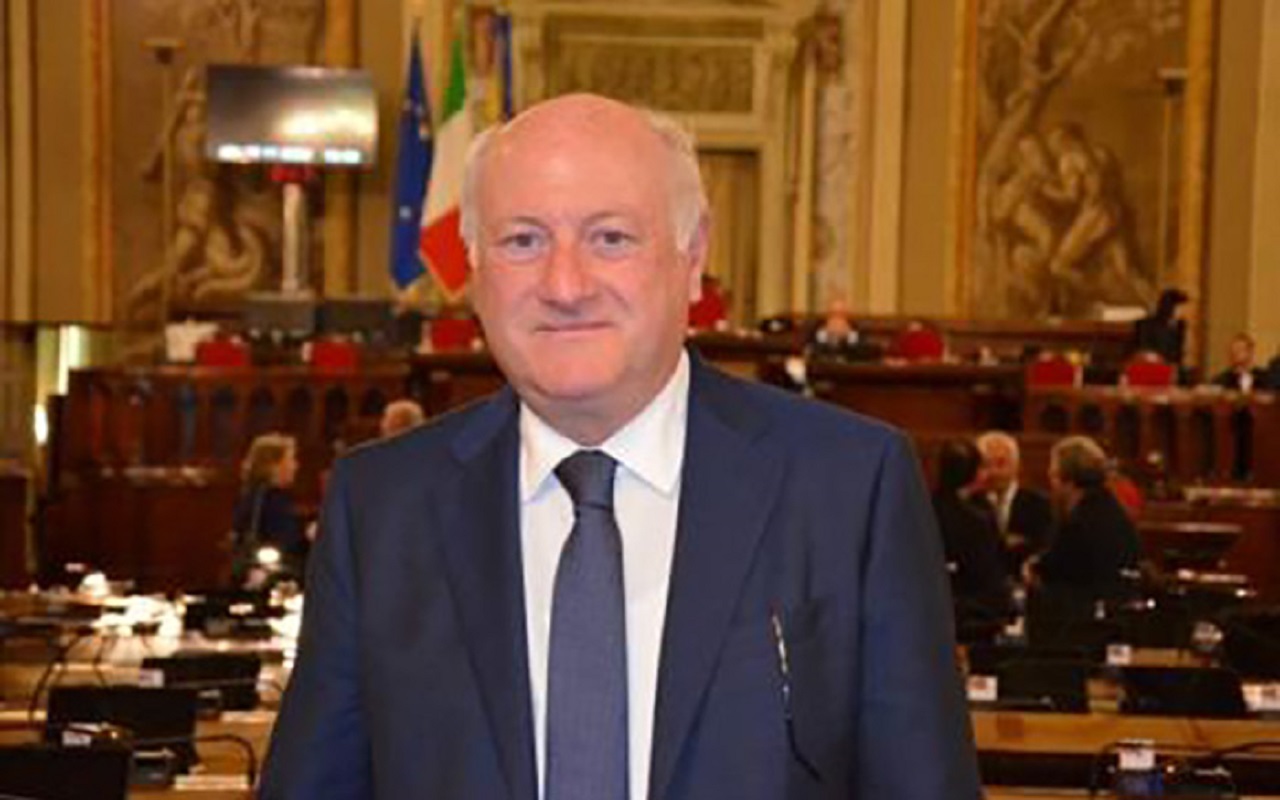 La Regione vince il ricorso sull’elemento perequativo. Messina: “Colmare il gap retributivo”