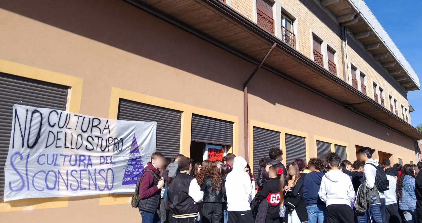 No alla violenza sulle donne, assemblea degli studenti del “Marchesi” di Mascalucia