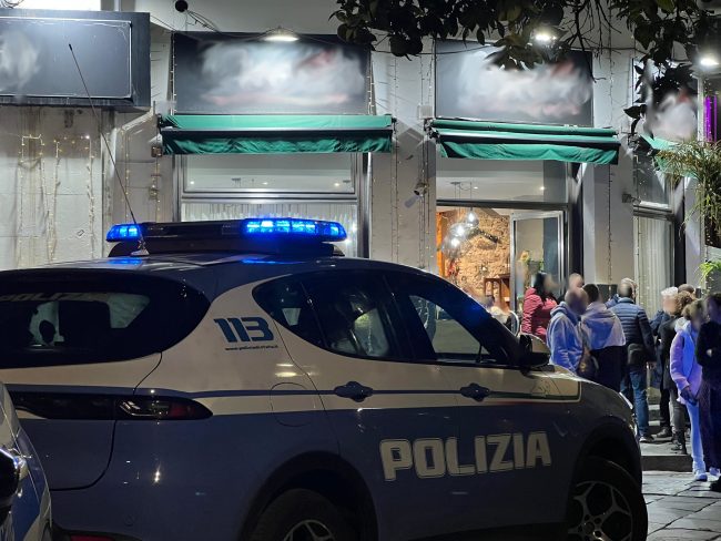 Controlli serrati nei ristoranti del centro di Catania: 30mila euro di sanzioni per lavoro nero e sequestro di alimenti non tracciati