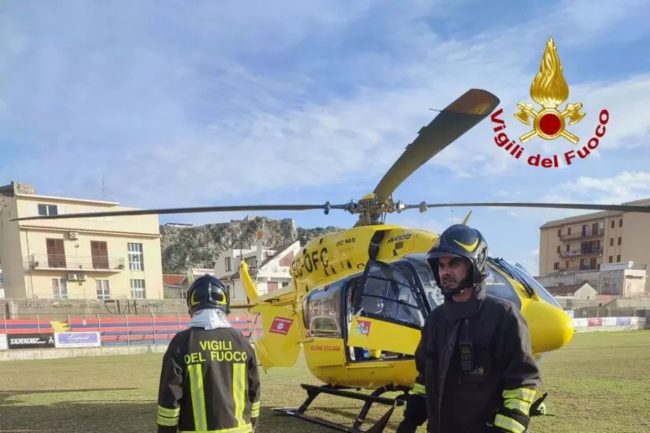 Milazzo, grave incidente con il parapendio: due feriti – VIDEO