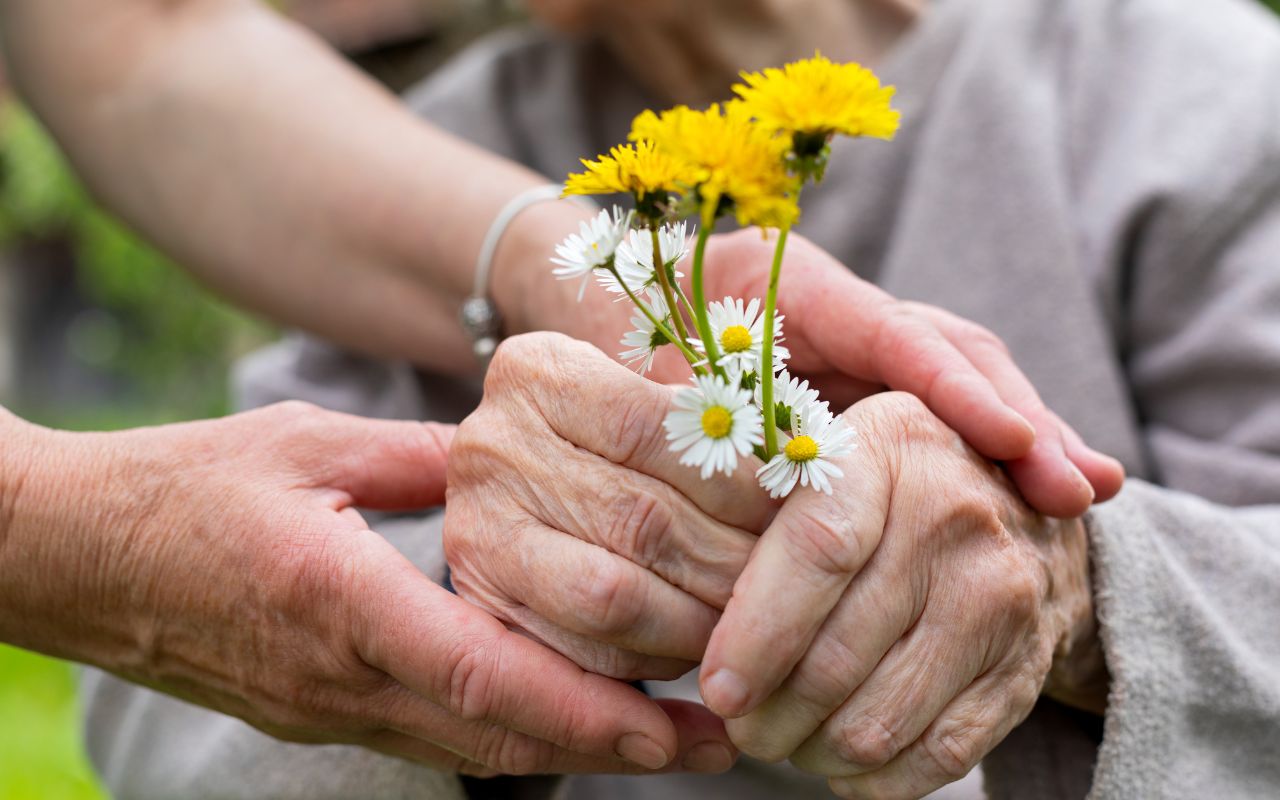 Ageismo: la vecchiaia come risorsa. Perché la felicità non conosce limiti di età