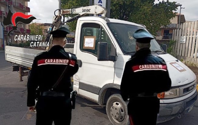 Trasportava illegalmente rifiuti pericolosi: denunciato 40enne catanese