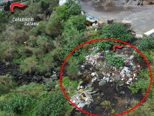 Sequestrate discariche abusive a cielo aperto a Mascali: 3 persone denunciate