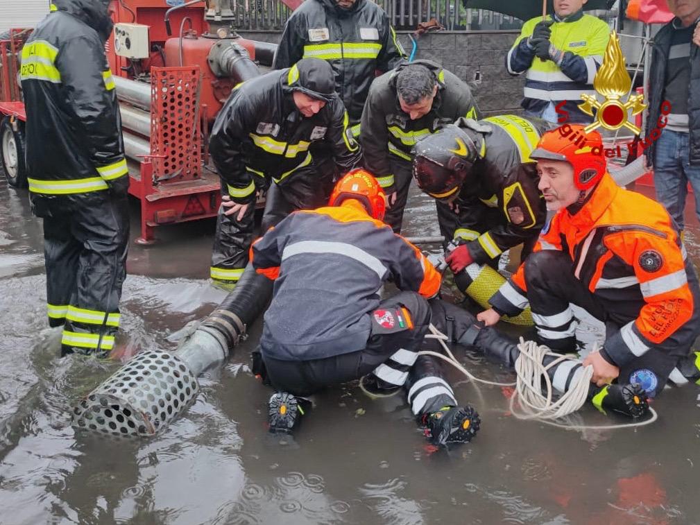 Catania, condotto del gas rimasto sommerso post temporale: il report degli interventi