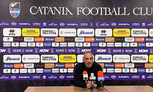 Catania, con la Cavese per i 3 punti. Toscano: “Diversi recuperi, gli infortuni non sono pura casualità”