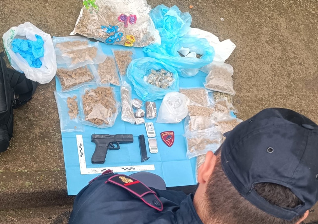 Baby pusher arrestato a Catania dalla Polizia di Stato