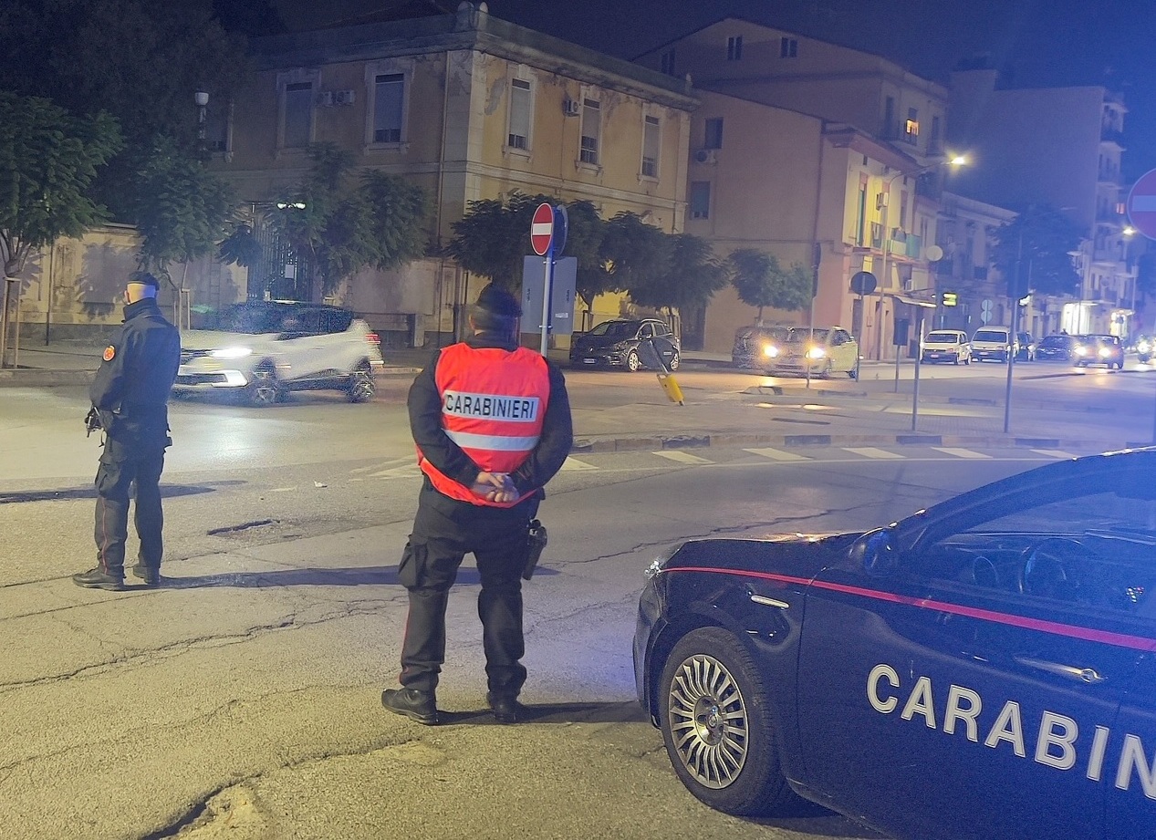Controlli a tappeto a Messina: 6 denunce, 4 giovani segnalati e 3 persone ubriache alla guida