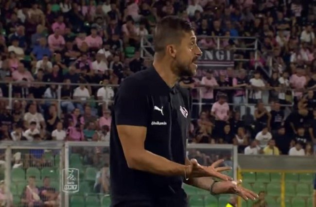 Rosanero verso la sfida con il Frosinone, Dionisi: “Sono qui per fare la storia”
