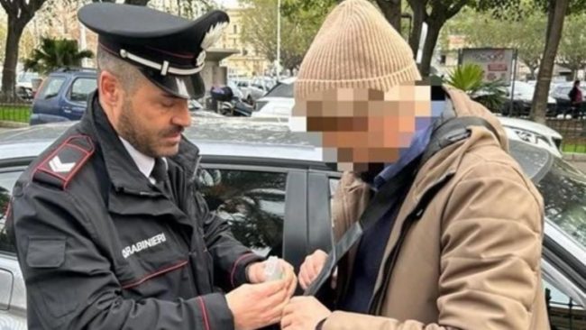 Catania, beccati 5 parcheggiatori abusivi: denunce e sanzioni