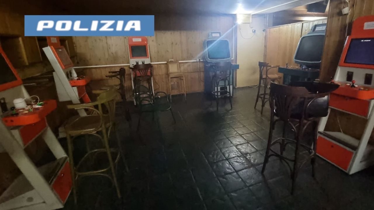 Catania, sequestrata sala giochi abusiva in via Canfora: apparecchiature irregolari