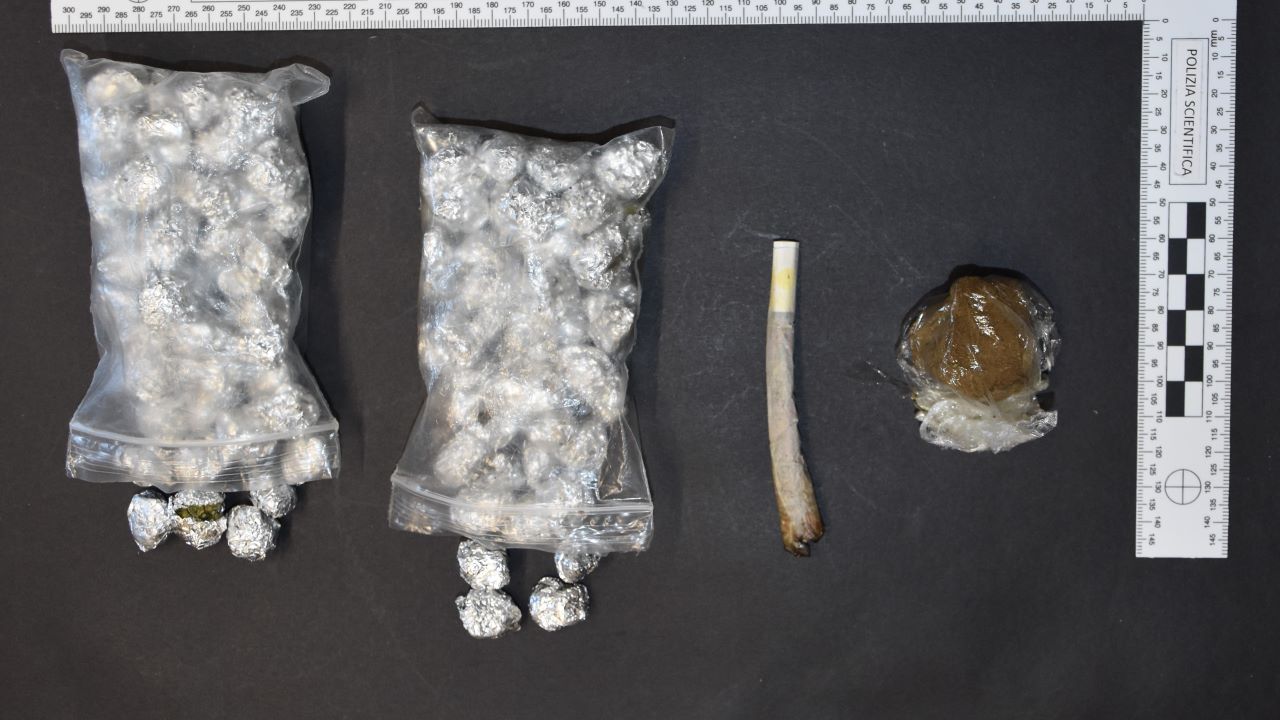 Arrestato giovane pusher a Piazza Armerina: dalla lite familiare al ritrovamento di droga