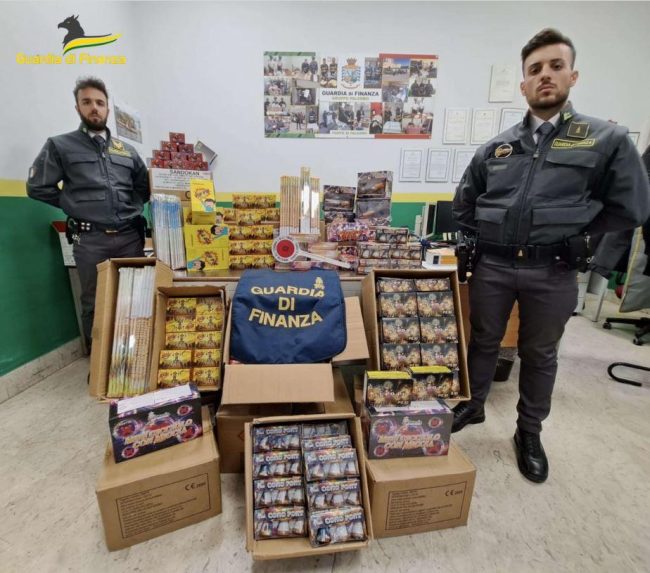 Sequestrati oltre 1.700 kg di artifici pirotecnici a Palermo e provincia