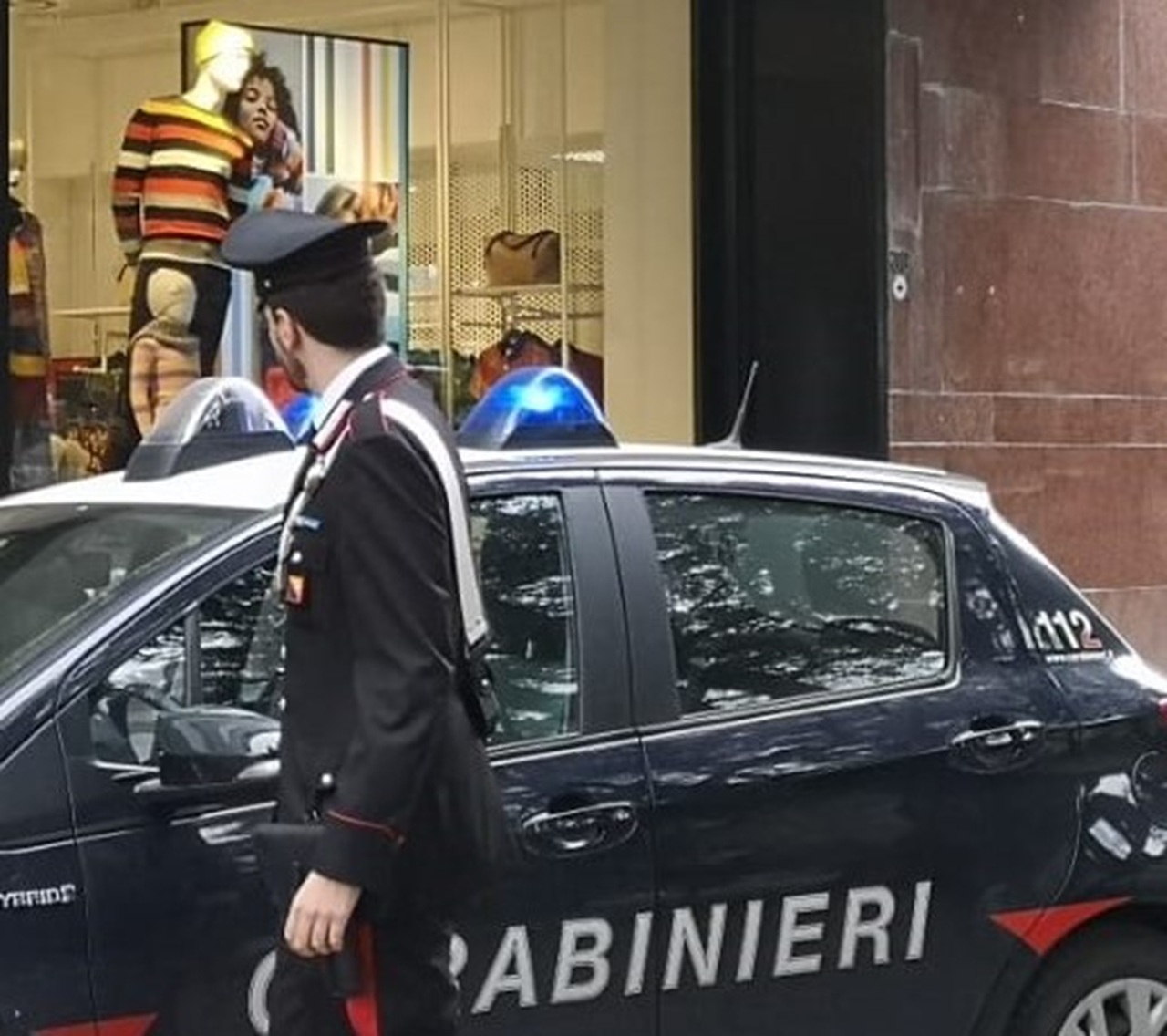 Sorpresa a rubare in un negozio, 43enne arrestata a Messina