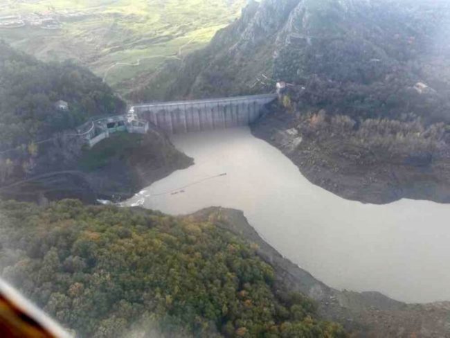 Siccità in Sicilia, Schifani sorvola le dighe: “Segni di miglioramento”