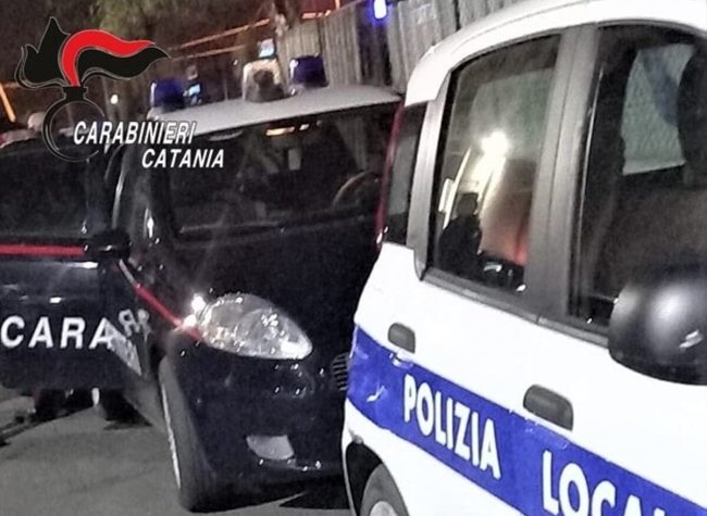 Ubriaco alla guida aggredisce i vigili: arrestato 38enne ad Aci Sant’Antonio