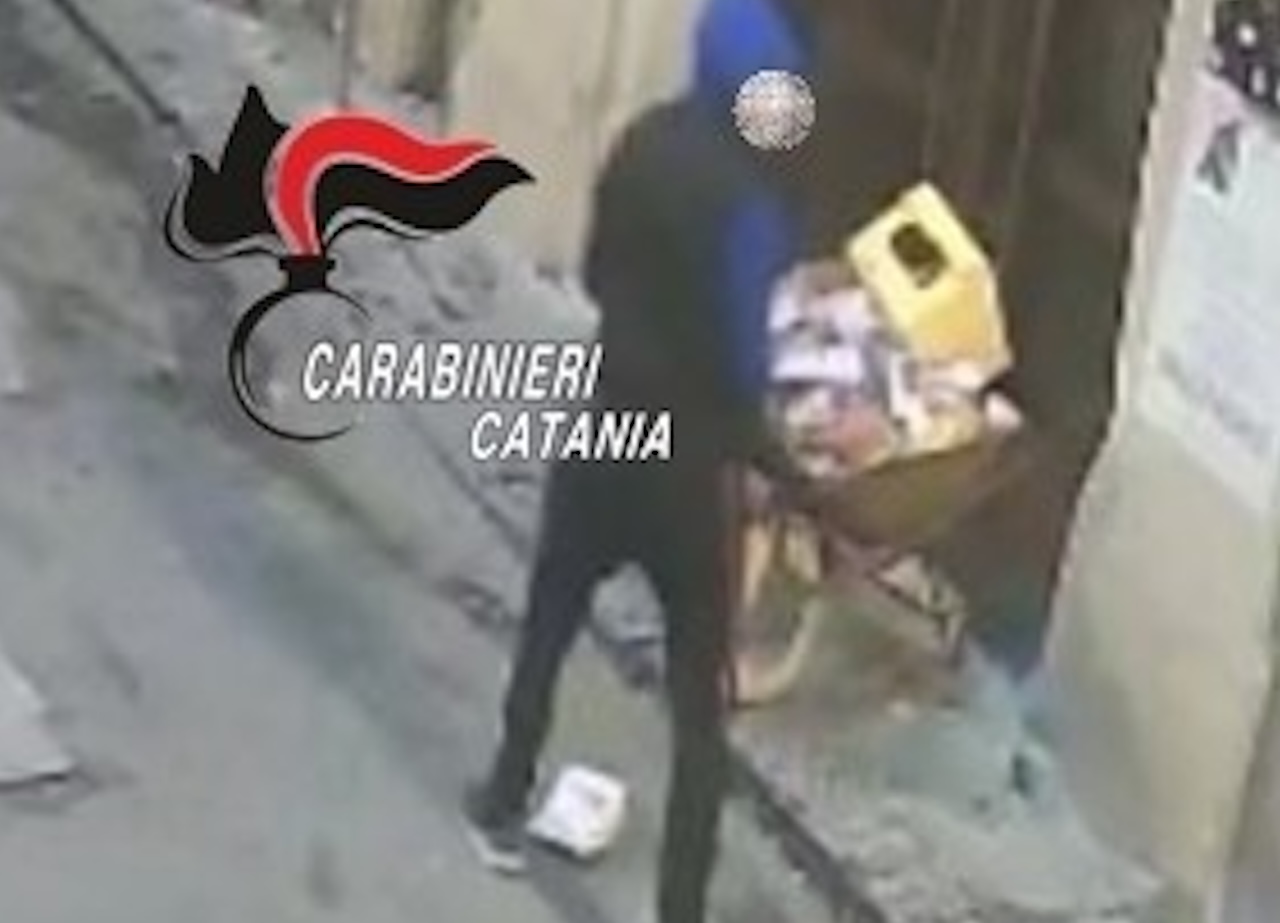 Ruba alla Pro Loco denaro e cibo destinati ai bisognosi
