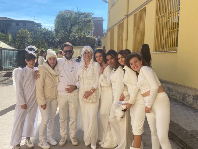 Un “Bianco Natale” per il Natale 2024 all’I.C.S. “Italo Calvino” di Catania – FOTO e VIDEO