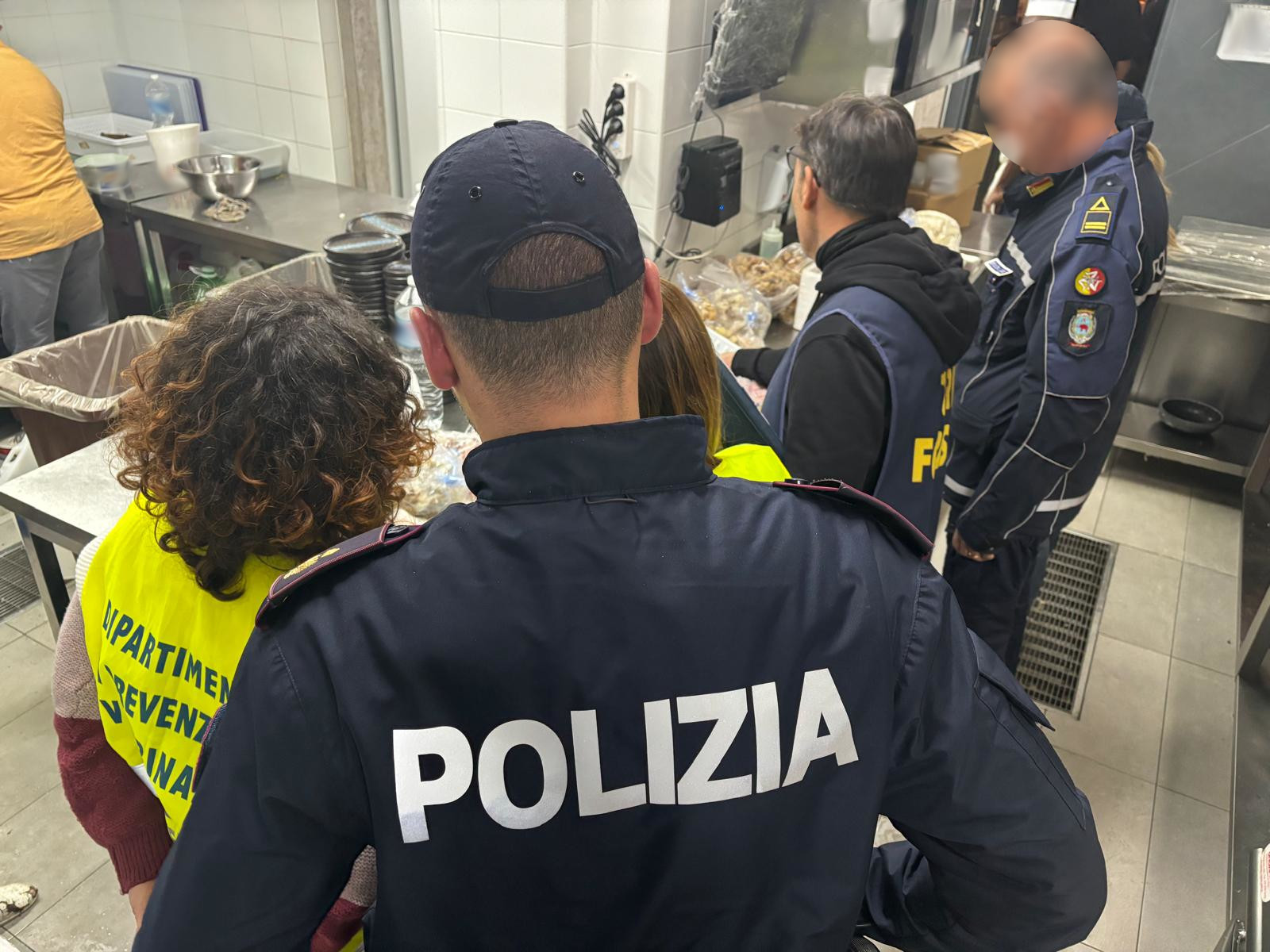 Controlli ristoranti di Catania: nei guai “All you can eat” e paninaro