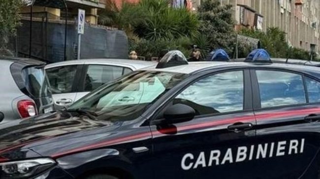Blitz in via Capo Passero a Catania, arrestati due giovani spacciatori