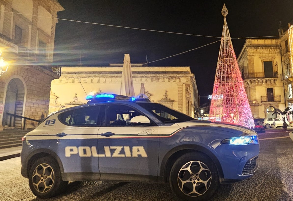 Caltagirone, sanzionati 16 automobilisti indisciplinati per sosta selvaggia