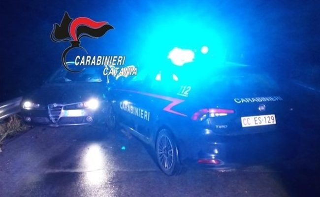 Folle corsa per sfuggire ai carabinieri: arrestato a Raddusa