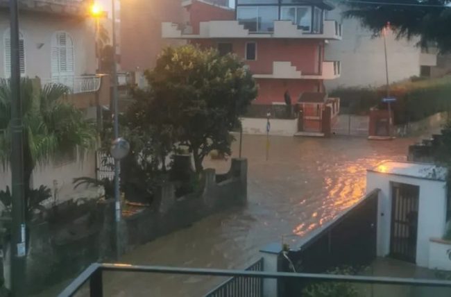 Nubifragio a Milazzo, scuole chiuse dopo una notte di maltempo