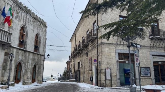 Protezione civile invita ad attivare piani d’emergenza neve in Sicilia