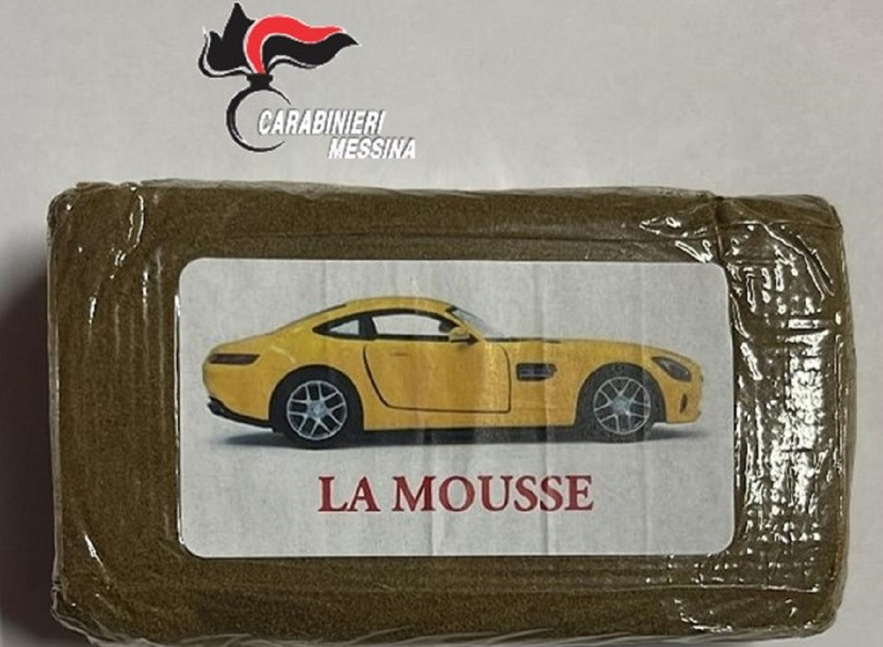 Hashish nascosto tra patate e carciofi di due venditori: due arresti a Reitano