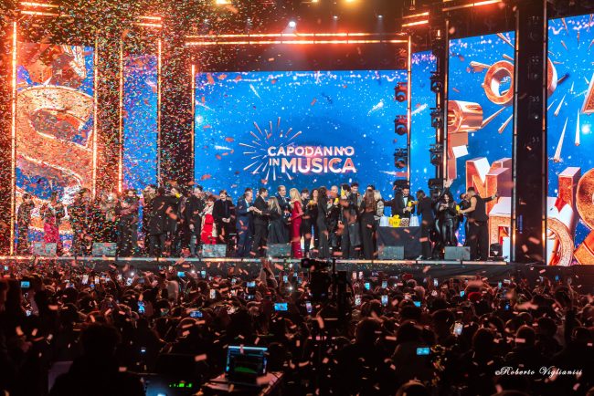 Successo per il Capodanno 2024 in piazza Duomo a Catania, Trantino: ”Atmosfera incantevole”