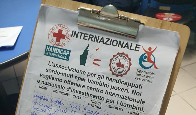 Falsa beneficienza a Catania, quando la generosità diventa inganno