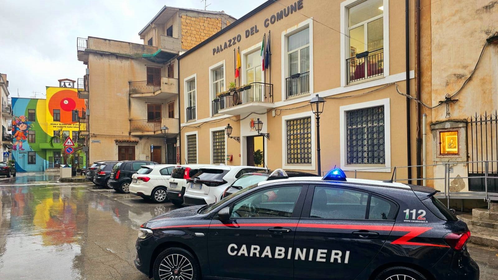Maltratta e pedina l’ex nonostante divieto di avvicinamento: arrestato giovane a Palermo