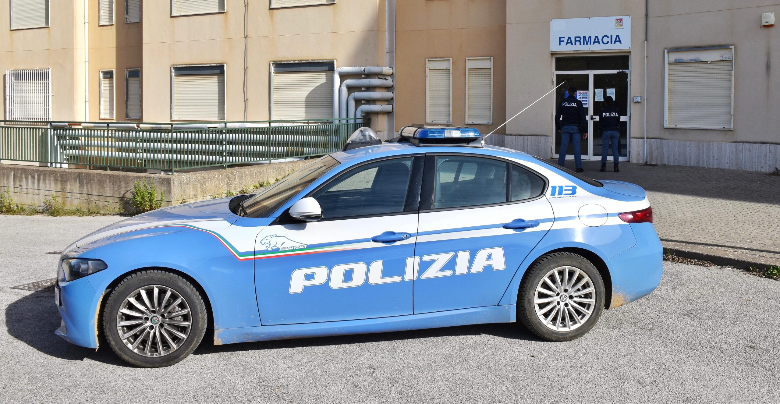 Tentativo di furto nella farmacia dell’ospedale di Piazza Armerina: 5 catanesi arrestati