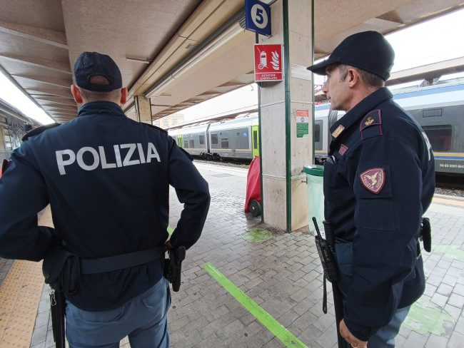 Palermo, arrestato 36enne per furto all’interno di una palazzina