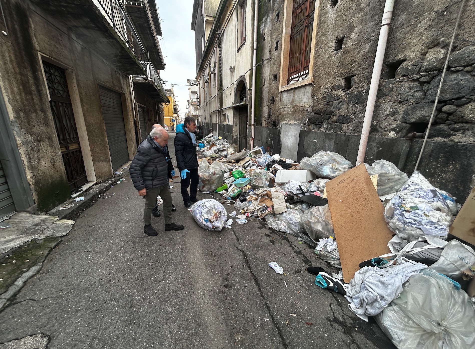 Rinvenuta bomba ecologica a Giarre: sgomento e lamentele dei residenti