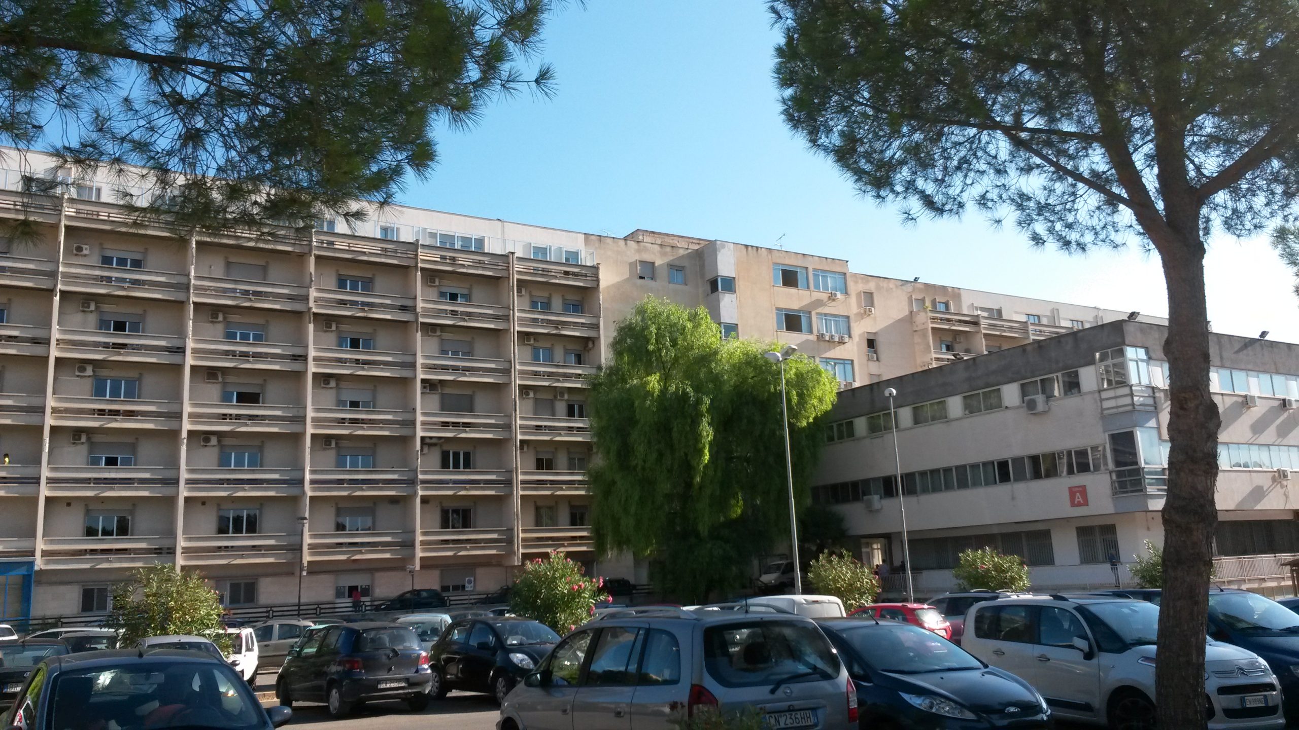 Palermo, ricoverato da oltre due settimane in attesa dell’intervento: muore in ospedale