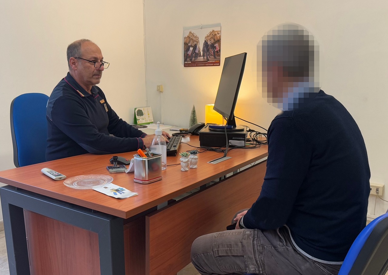 Si autodenuncia dopo un furto d’auto: “Sono dipendente dal crack”