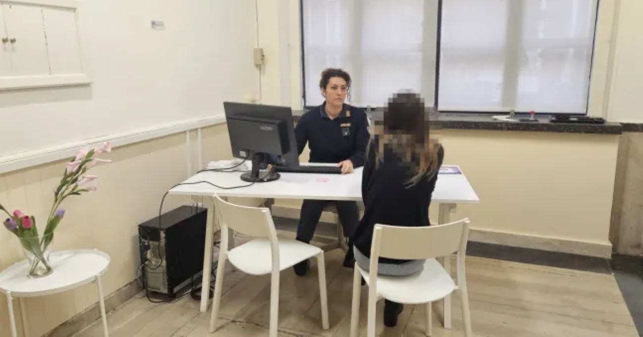 Catania, prende a calci la moglie con scarpe da lavoro e le rompe le costole