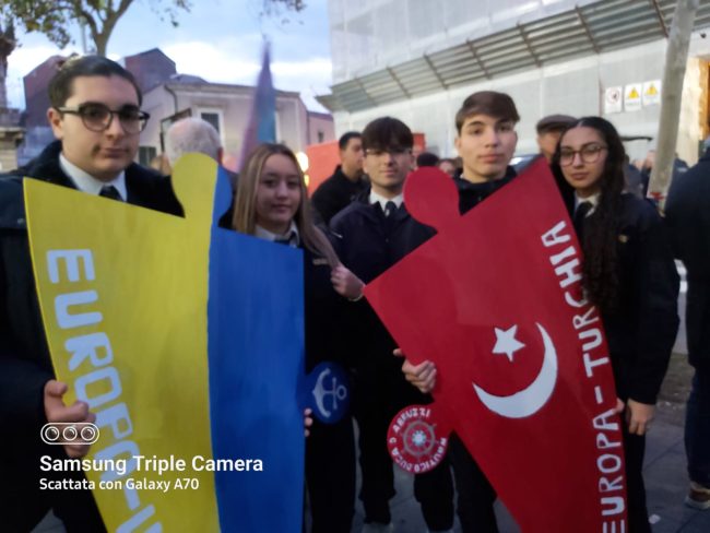 La Marcia della Pace degli studenti del Politecnico del Mare e le novità dell’Open Day