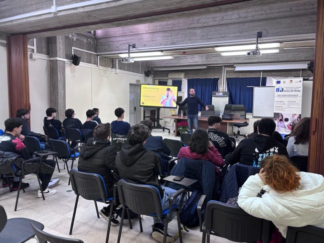 L’ITET “De Nicola” di San Giovanni La Punta avvia un corso sul Digital Marketing